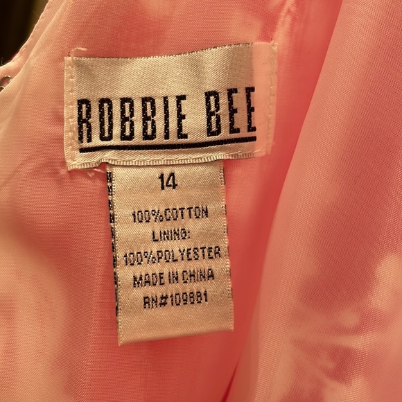 Robbie Bee Dress - Picture 9 of 10